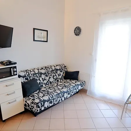 Juri - One Bedroom With Terrace Plavi Διαμέρισμα Kali