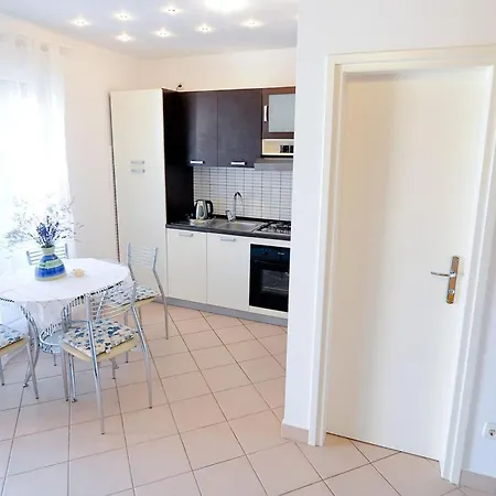 Juri - One Bedroom With Terrace Plavi Διαμέρισμα *